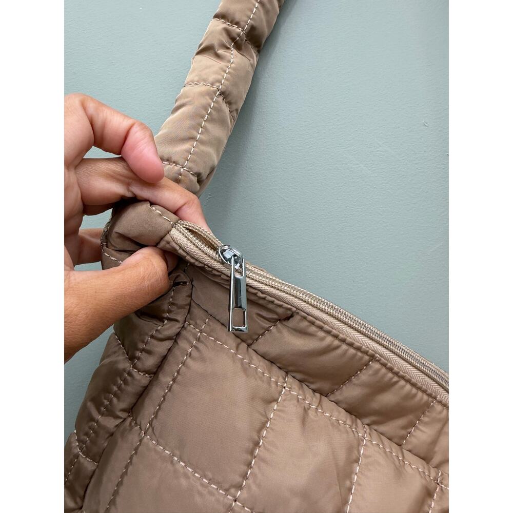 Quilted Puffer Hobo Bag Taupe Brown Oversized Shoulder Tote Slouchy Y2K - Picture 3 of 5